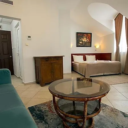 Hotel Central Balchik 2* Balchik